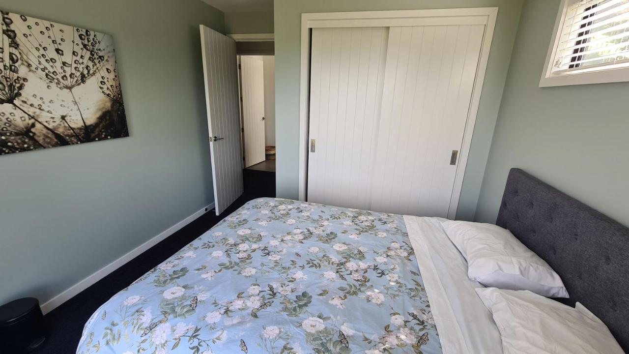 נאפייר Room With A View מראה חיצוני תמונה